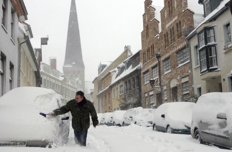 Winter arrives in Northern Europe, with dangerous roads in Germany and ... Germany weather in january