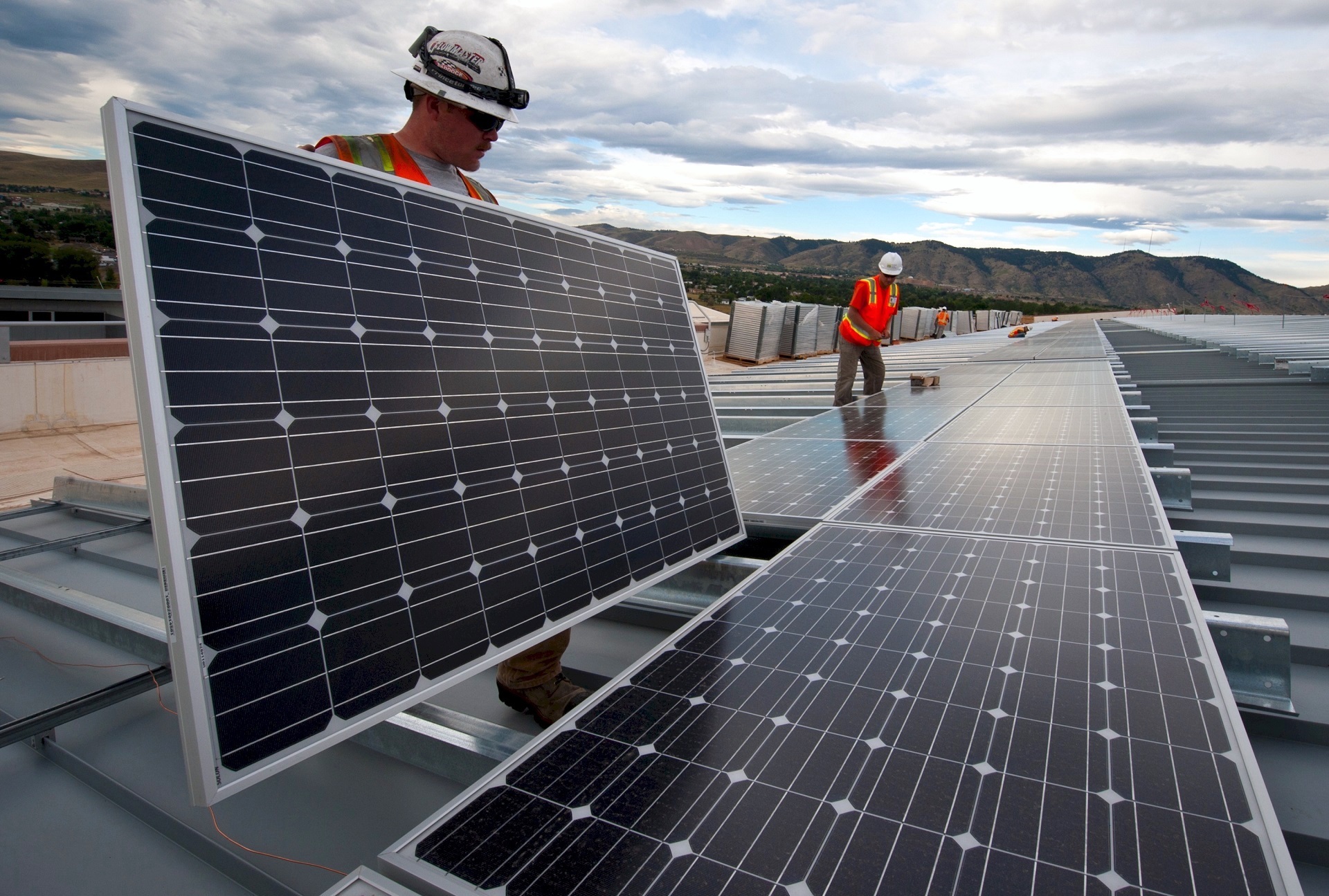 Solar jobs plunge in California