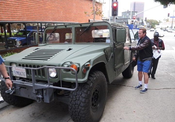 m998 humvee