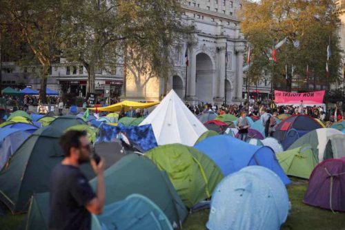 london climate loons tent city