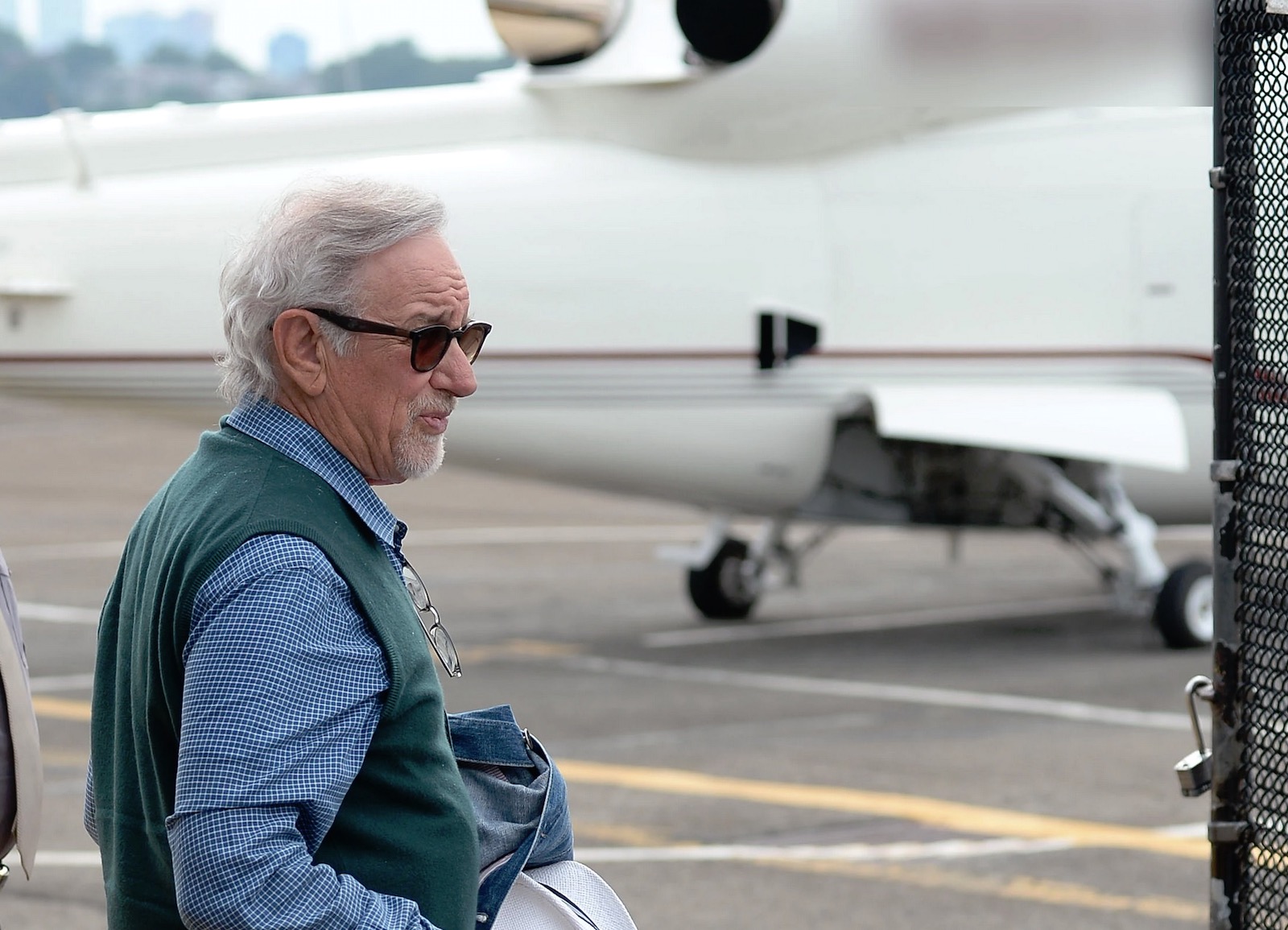 On PrivateJet Use, Spielberg Leaves Climate Concerns On CuttingRoom(02)