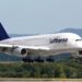 Lufthansa Jumbo Jet