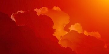 clouds sun hot